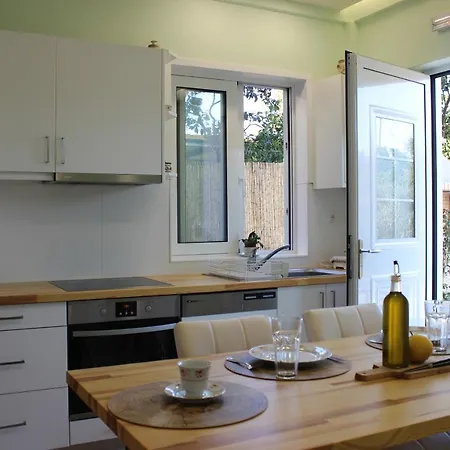 Minas 2mins Walking From Beach, Upgraded Wi-fi Διαμέρισμα *